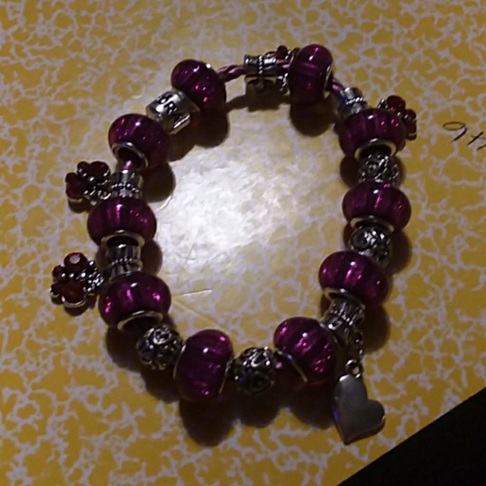 HANDMADE BRACELET - Picture 2 of 3